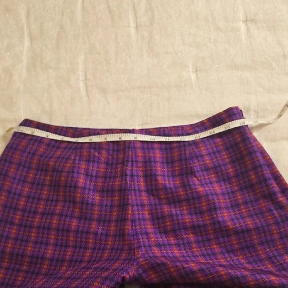 Silk Allison Taylor Women's Vibrant Plaid Capris